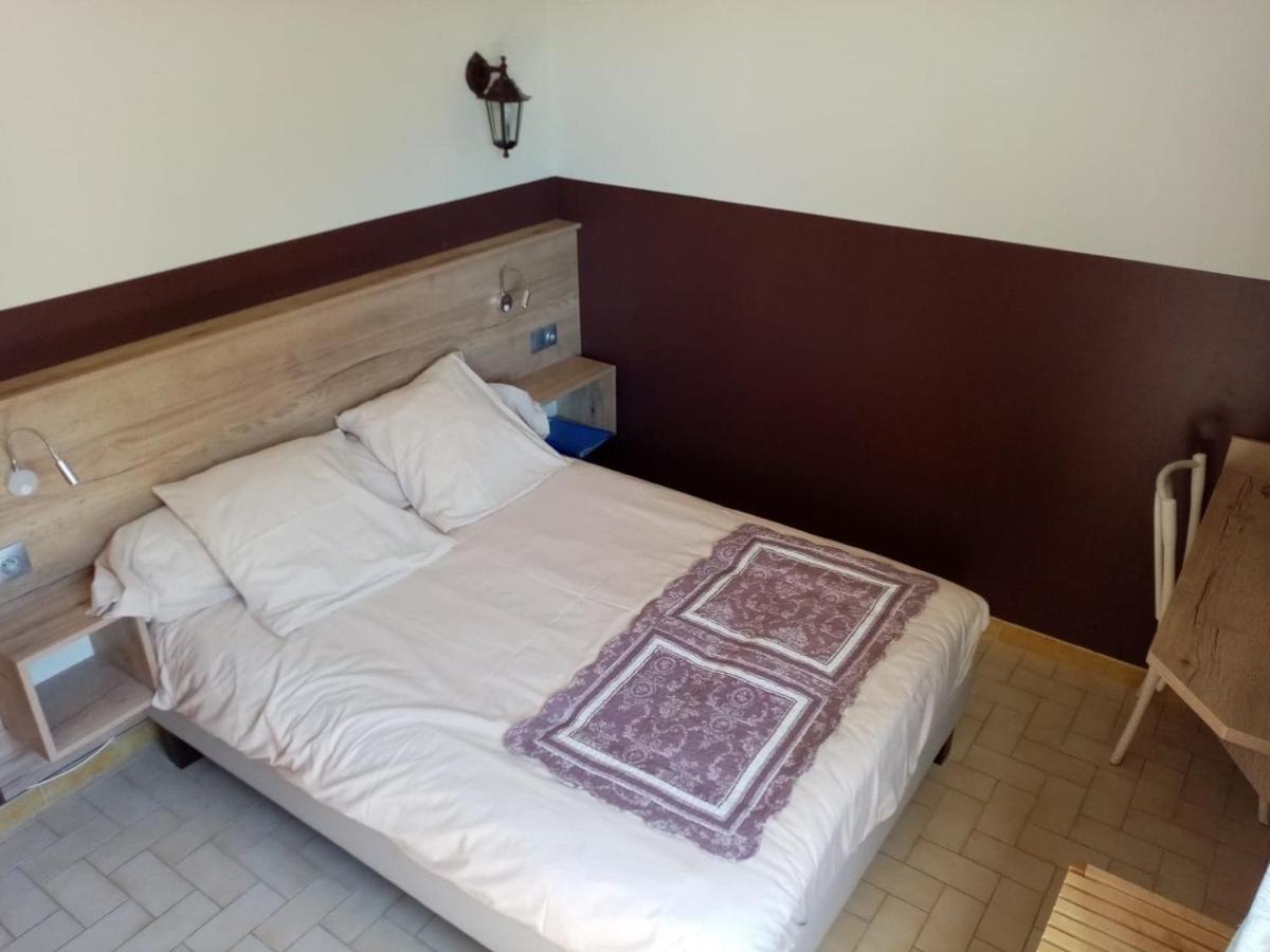 "Le Pigeonnier" Chambre D'Hote Piegros-la-Clastre ภายนอก รูปภาพ