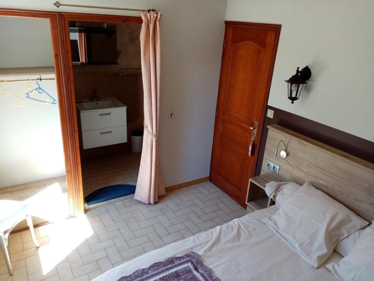 "Le Pigeonnier" Chambre D'Hote Piegros-la-Clastre ภายนอก รูปภาพ