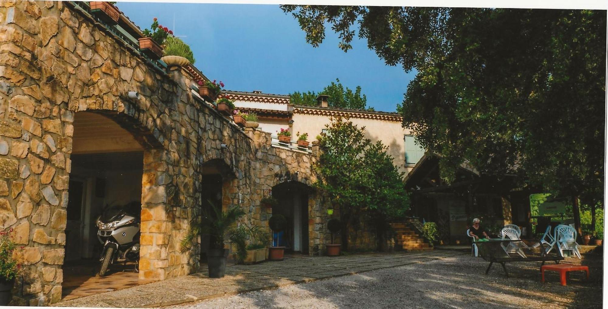 "Le Pigeonnier" Chambre D'Hote Piegros-la-Clastre ภายนอก รูปภาพ